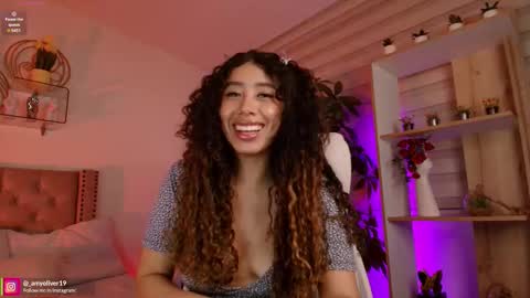 Amy Olivera online show from March 12, 2025, 12:47 pm