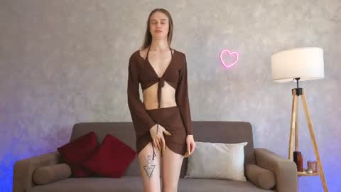 Snapshot of miss_spider chatting on July 14, 2026, 11:05 am Spider girl Help me reach 10 likes online show from July 14, 2026, 11:05 am