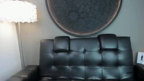 Snapshot of miss_vaiolette chatting on February 20, 2025, 11:09 am Vaiolette online show from February 20, 2025, 11:09 am