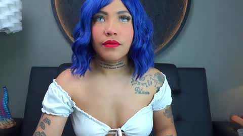 Snapshot of miss_vaiolette chatting on September 10, 2025, 11:10 am Vaiolette online show from September 10, 2025, 11:10 am