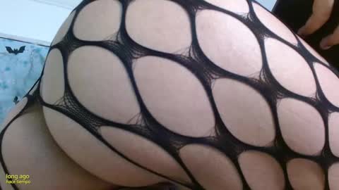 hanna    online show from October 25, 2025, 5:04 am