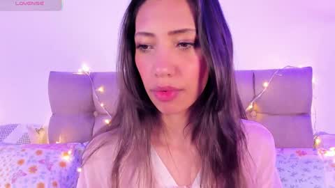 Miss Veronica online show from February 4, 2025, 6:27 pm