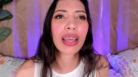 Snapshot of miss_veronica2 chatting on June 5, 2026, 1:17 pm Miss Veronica online show from June 5, 2026, 1:17 pm