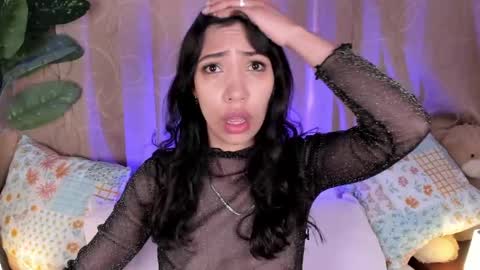 Snapshot of miss_veronica2 chatting on June 8, 2026, 1:00 pm Miss Veronica online show from June 8, 2026, 1:00 pm