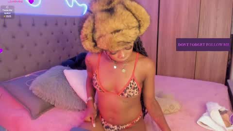 Snapshot of miss_west chatting on August 6, 2026, 8:38 am Tay Tay Independent Model online show from August 6, 2026, 8:38 am