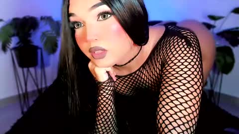 miss_zz online show from May 22, 2026, 7:19 pm