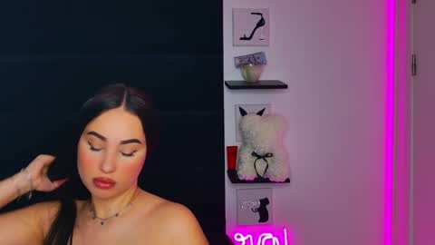Snapshot of missameliaaa chatting on April 28, 2026, 11:26 am Amelia online show from April 28, 2026, 11:26 am