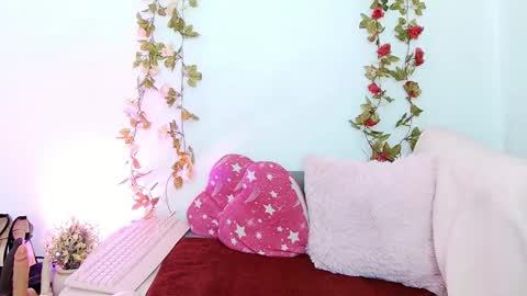 Snapshot of missangeldust chatting on May 7, 2026, 3:12 am missangeldust online show from May 7, 2026, 3:12 am
