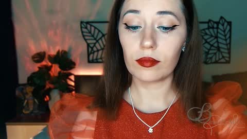 Snapshot of missbeverlymills chatting on January 18, 2025, 10:28 pm The divine Beverly online show from January 18, 2025, 10:28 pm