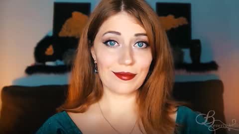 Snapshot of missbeverlymills chatting on September 14, 2025, 8:19 pm The divine Beverly online show from September 14, 2025, 8:19 pm