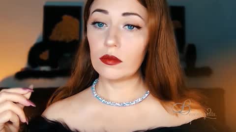 Snapshot of missbeverlymills chatting on October 12, 2025, 6:12 am The divine Beverly online show from October 12, 2025, 6:12 am