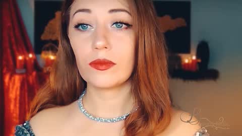 Snapshot of missbeverlymills chatting on October 27, 2025, 3:54 am The divine Beverly online show from October 27, 2025, 3:54 am