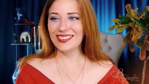 Snapshot of missbeverlymills chatting on June 10, 2026, 10:58 am The divine Beverly online show from June 10, 2026, 10:58 am