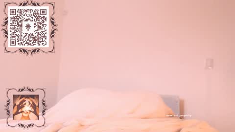 Snapshot of missbiny chatting on December 12, 2024, 9:58 pm Avamlash online show from December 12, 2024, 9:58 pm