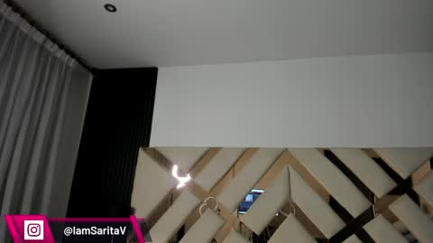 Sara Vanegas online show from April 29, 2026, 11:58 am