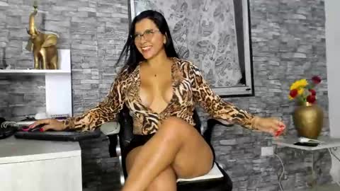 Snapshot of missdeborah20 chatting on March 6, 2025, 1:48 am missdeborah20 online show from March 6, 2025, 1:48 am