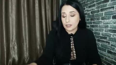 Snapshot of missdyaa chatting on May 13, 2026, 11:00 pm Miss online show from May 13, 2026, 11:00 pm