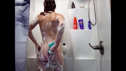 MissEeva online show from February 19, 2025, 3:28 am