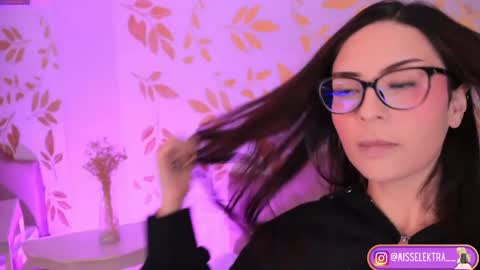 Snapshot of misselektra__ chatting on June 8, 2026, 4:02 am ELEKTRA online show from June 8, 2026, 4:02 am