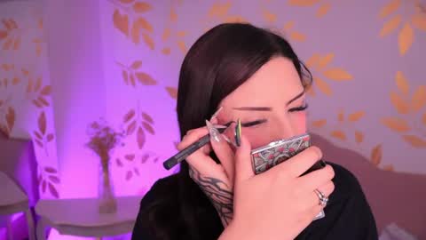 Snapshot of misselektra__ chatting on June 16, 2026, 4:15 am ELEKTRA online show from June 16, 2026, 4:15 am