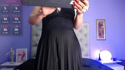 Snapshot of missellien chatting on May 8, 2026, 3:34 am Angela online show from May 8, 2026, 3:34 am