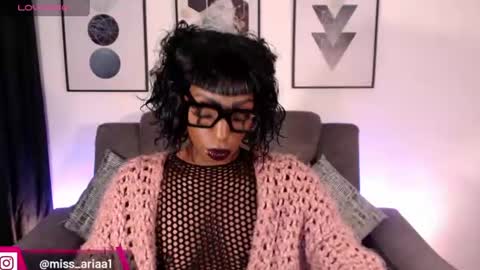 Emilie Diaz online show from July 3, 2026, 2:45 pm