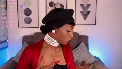Emilie Diaz online show from August 3, 2026, 3:38 pm