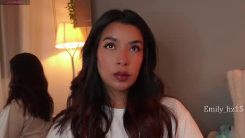 Yuliana online show from May 11, 2026, 10:43 am