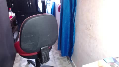 Maria Gomezz online show from October 1, 2025, 4:35 pm