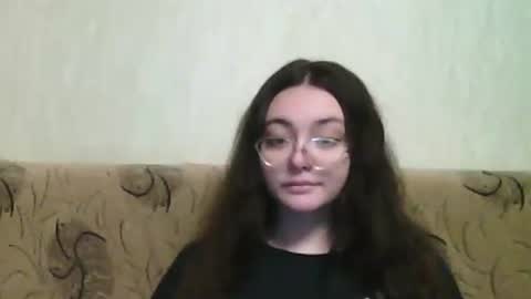 Snapshot of missis_mona chatting on October 26, 2025, 10:04 pm missis mona online show from October 26, 2025, 10:04 pm