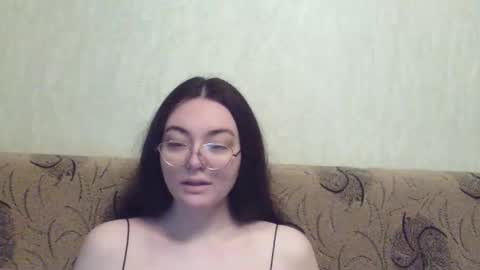 missis mona online show from March 29, 2026, 7:08 am