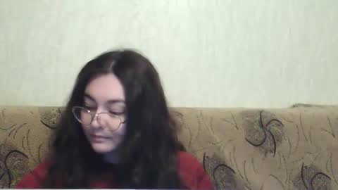 missis mona online show from April 27, 2026, 7:01 pm