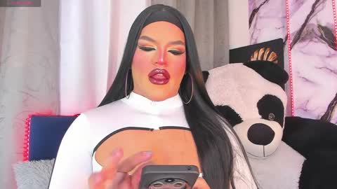 Snapshot of misskassandraa_ chatting on June 8, 2026, 11:27 pm kassandra lazcano online show from June 8, 2026, 11:27 pm