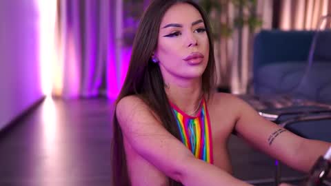 misskiarra online show from February 14, 2025, 8:21 am