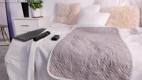 Snapshot of misslindadiaomond chatting on December 5, 2025, 2:36 pm Linda online show from December 5, 2025, 2:36 pm