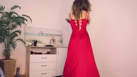 Lullu online show from February 5, 2025, 1:54 pm