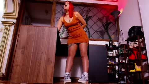 Snapshot of missmabelle_ chatting on June 29, 2026, 2:18 am Im Valentina online show from June 29, 2026, 2:18 am