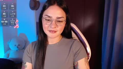 Snapshot of missmariana_ chatting on May 10, 2026, 11:32 pm missmariana_ online show from May 10, 2026, 11:32 pm