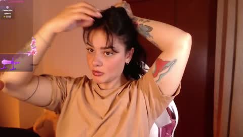 Snapshot of missmariana_ chatting on May 12, 2026, 11:24 pm missmariana_ online show from May 12, 2026, 11:24 pm