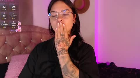 Snapshot of missmariana_ chatting on May 16, 2026, 12:40 am missmariana_ online show from May 16, 2026, 12:40 am