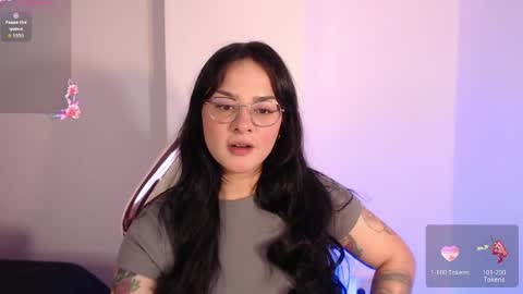 Snapshot of missmariana_ chatting on May 19, 2026, 11:44 pm missmariana_ online show from May 19, 2026, 11:44 pm