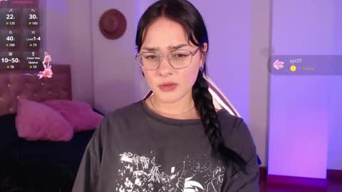Snapshot of missmariana_ chatting on May 21, 2026, 12:17 am missmariana_ online show from May 21, 2026, 12:17 am