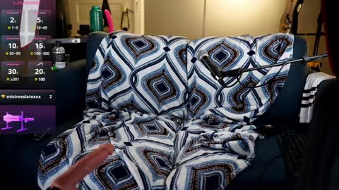 Snapshot of missmelodylane chatting on December 26, 2024, 3:16 am Melody Lane online show from December 26, 2024, 3:16 am