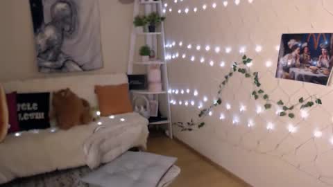 Snapshot of missmelons_ chatting on September 25, 2025, 1:48 pm Li online show from September 25, 2025, 1:48 pm