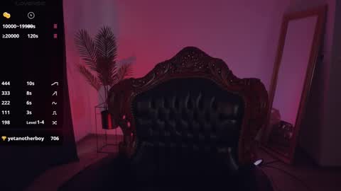 Snapshot of missmerciless chatting on February 19, 2025, 11:28 am LUXXANDRA online show from February 19, 2025, 11:28 am