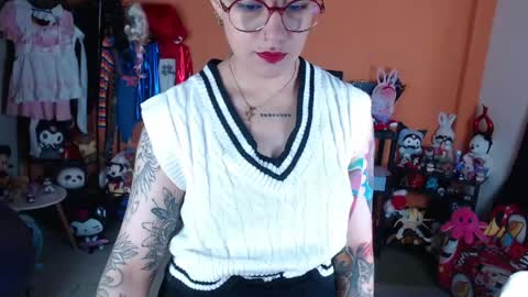Snapshot of missmia2 chatting on May 13, 2026, 1:19 pm Miss Mia online show from May 13, 2026, 1:19 pm