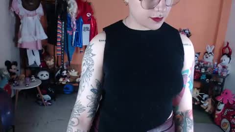 Snapshot of missmia2 chatting on July 29, 2026, 2:04 pm Miss Mia online show from July 29, 2026, 2:04 pm