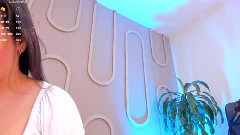 Snapshot of missmiaa_ chatting on June 27, 2026, 11:59 am Mia online show from June 27, 2026, 11:59 am
