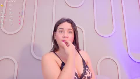 Snapshot of missmiaa_ chatting on July 25, 2026, 12:36 pm Mia online show from July 25, 2026, 12:36 pm