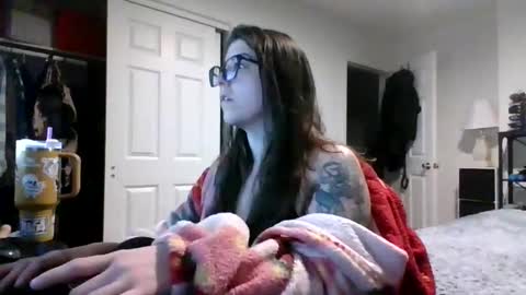 MissMona online show from March 13, 2026, 11:17 am